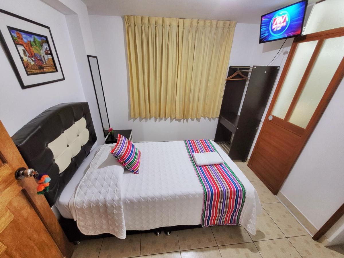 Hostal El Viajero En 奥兰太坦波 外观 照片