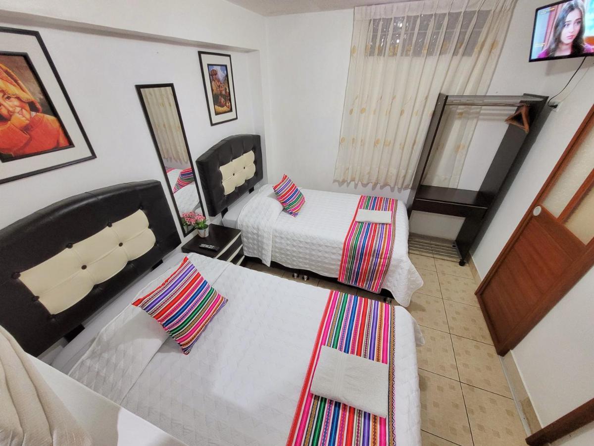 Hostal El Viajero En 奥兰太坦波 外观 照片