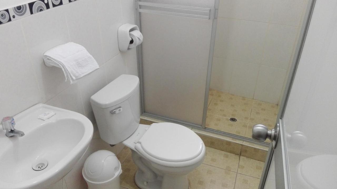 Hostal El Viajero En 奥兰太坦波 外观 照片